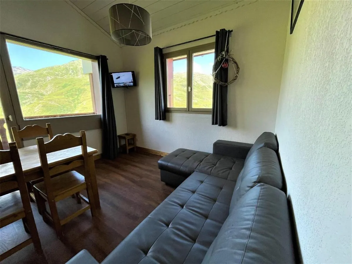 Appartement Duplex 8 Pers. Avec Balcon Sud-Ouest, Proche Pistes Et Commerces, 4 Chambres, 65M² - Fr-1-452-94 Saint-Martin-de-Belleville Apartman