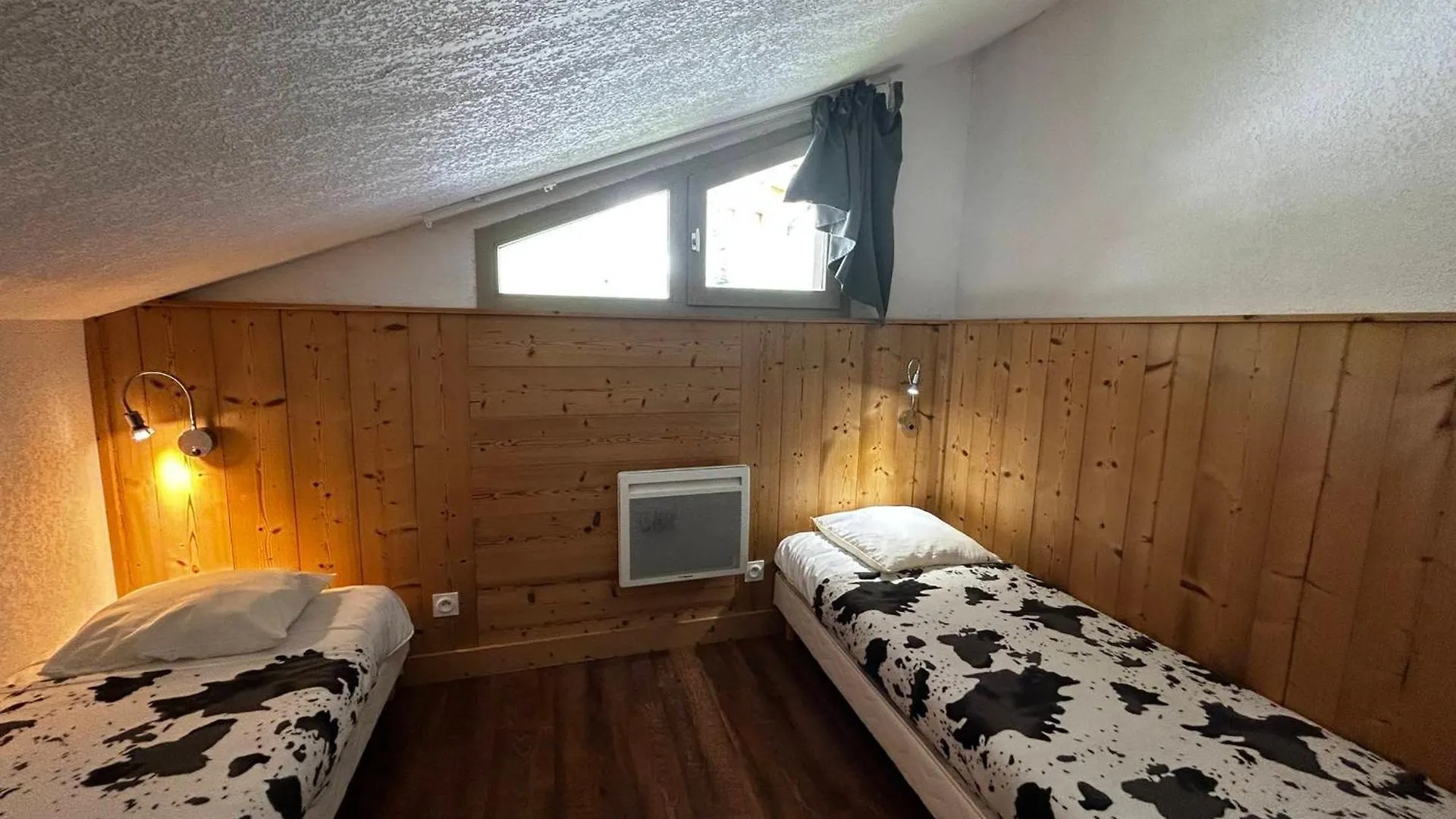 Appartement Duplex 8 Pers. Avec Balcon Sud-Ouest, Proche Pistes Et Commerces, 4 Chambres, 65M² - Fr-1-452-94 Saint-Martin-de-Belleville 0*,